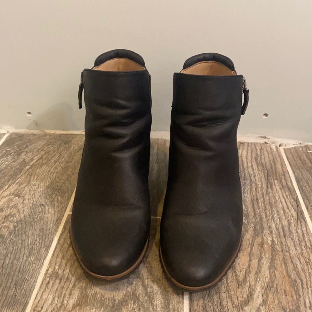 Wedge booties